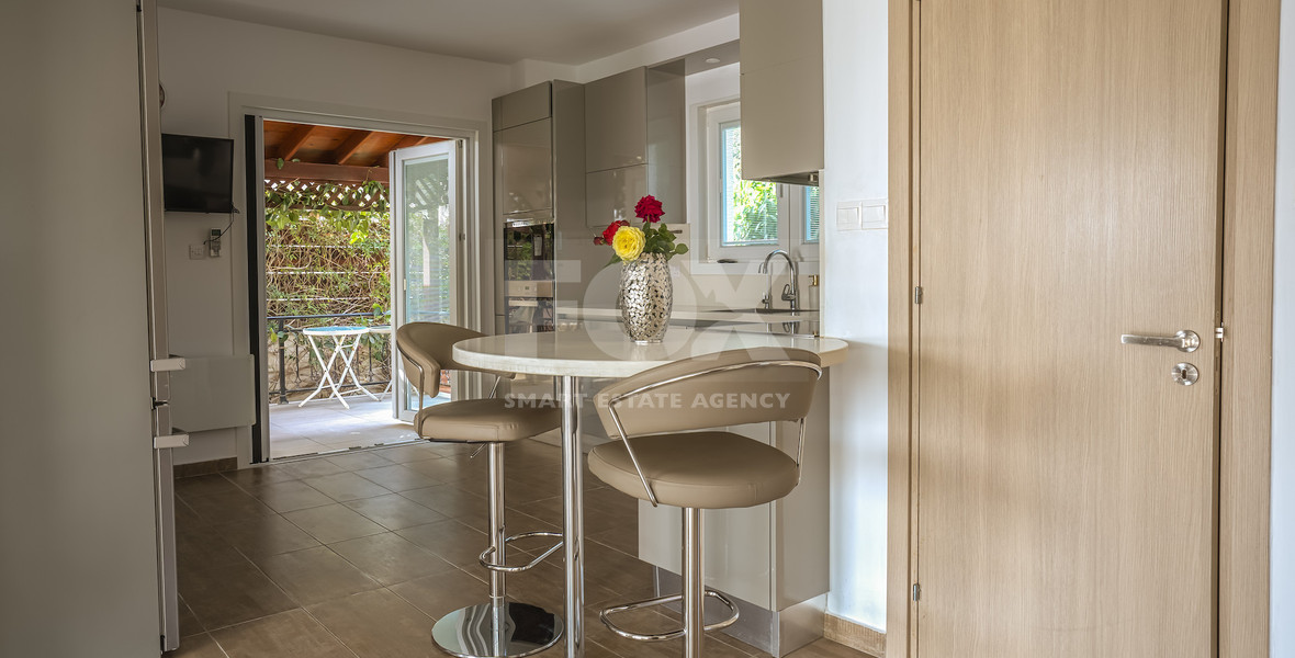 🌴 Elegant Four Bedroom Sea View Villa for Rent in Lower Peyia