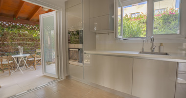 🌴 Elegant Four Bedroom Sea View Villa for Rent in Lower Peyia