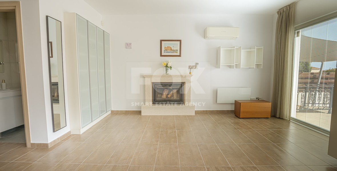 🌴 Elegant Four Bedroom Sea View Villa for Rent in Lower Peyia