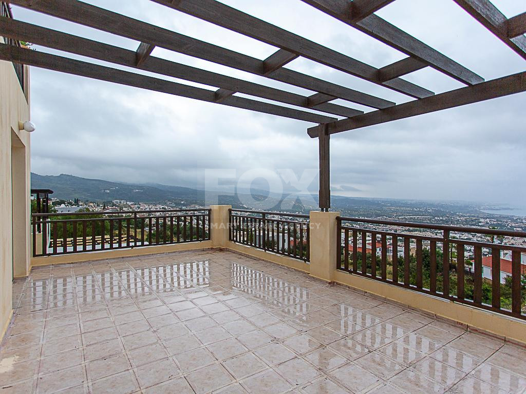 Two Bedroom Apartment in Pegeia, Paphos with Sea Views & Communal Pools, for sale