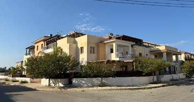 Two Bedroom Apartment in Pegeia, Paphos with Sea Views & Communal Pools, for sale