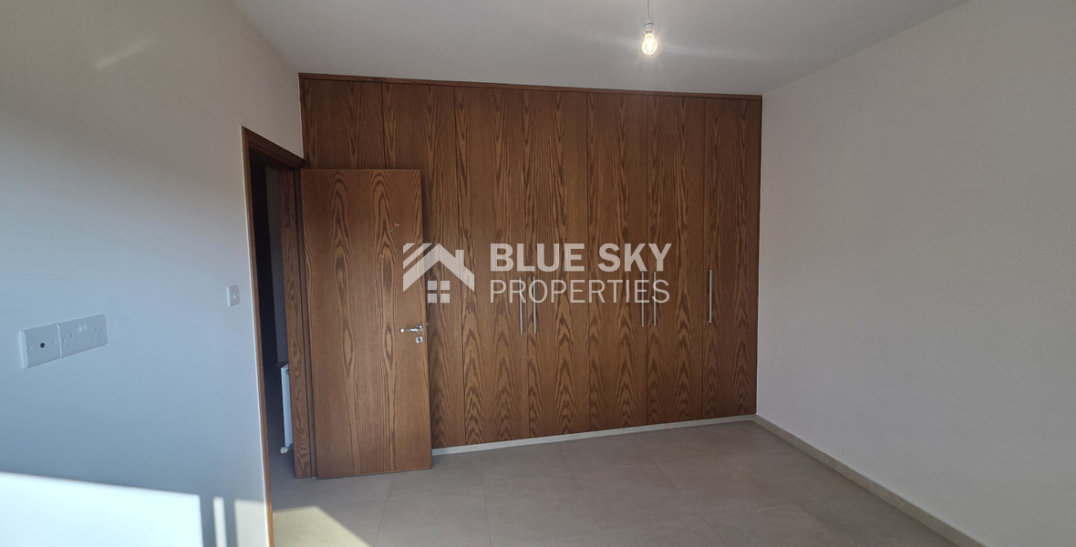Spacious Eight-Bedroom House for Rent – Residential or Commercial Use – Agia Filaxi, Limassol