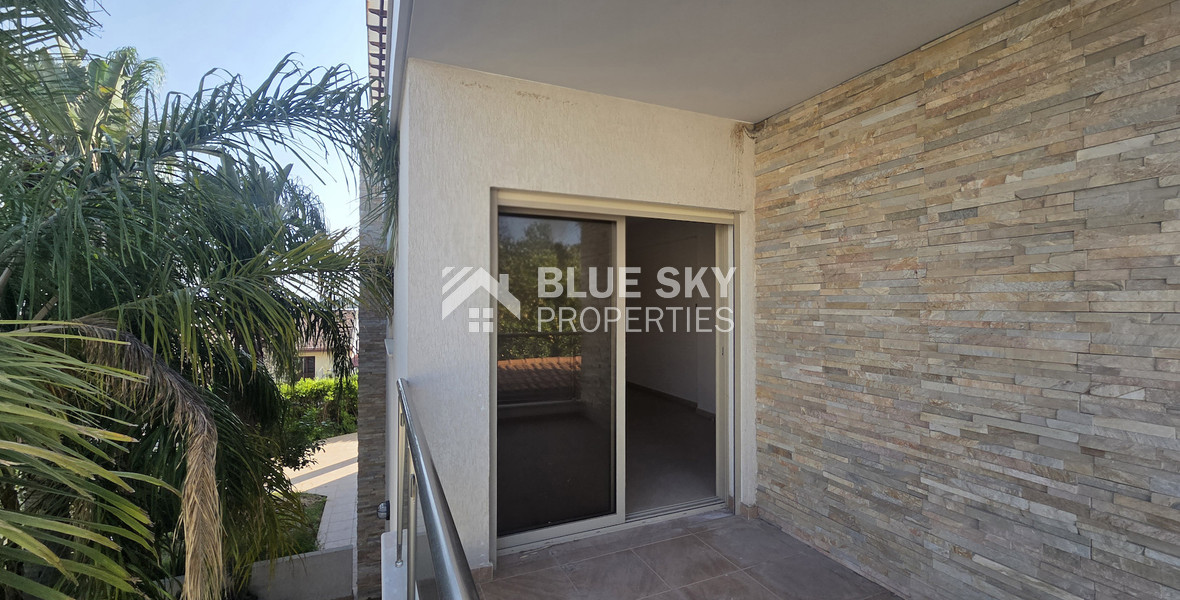 Spacious Eight-Bedroom House for Rent – Residential or Commercial Use – Agia Filaxi, Limassol