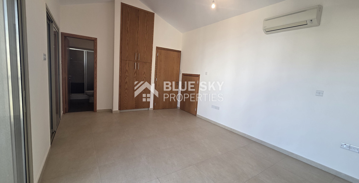 Spacious Eight-Bedroom House for Rent – Residential or Commercial Use – Agia Filaxi, Limassol
