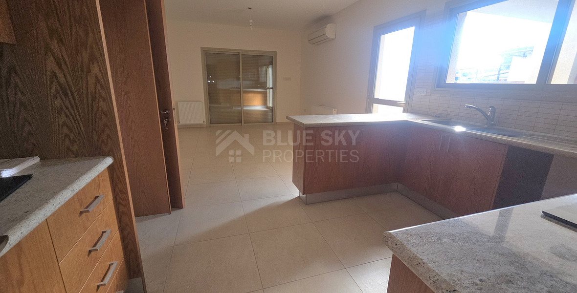 Spacious Eight-Bedroom House for Rent – Residential or Commercial Use – Agia Filaxi, Limassol