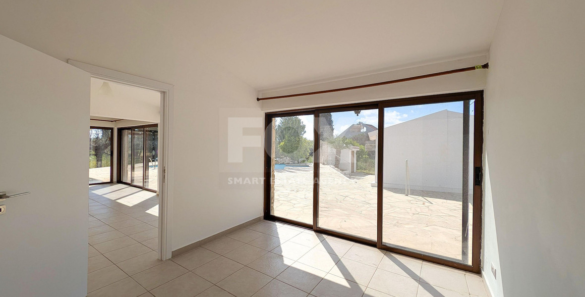 Three Bedroom Detached House plus with Pool and Large Plot for Sale in Koloni ,  Geroskipou , in Paphos