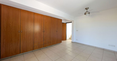 Three Bedroom Detached House plus with Pool and Large Plot for Sale in Koloni ,  Geroskipou , in Paphos