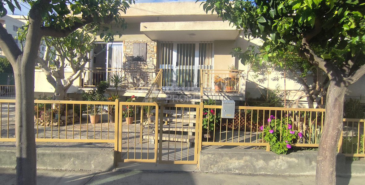 Fully Furnished 2-Bedroom House for Rent in Agios Ioannis