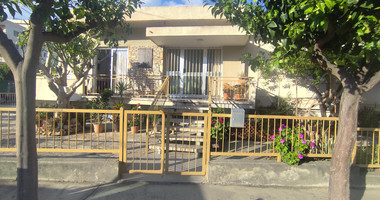 Fully Furnished 2-Bedroom House for Rent in Agios Ioannis