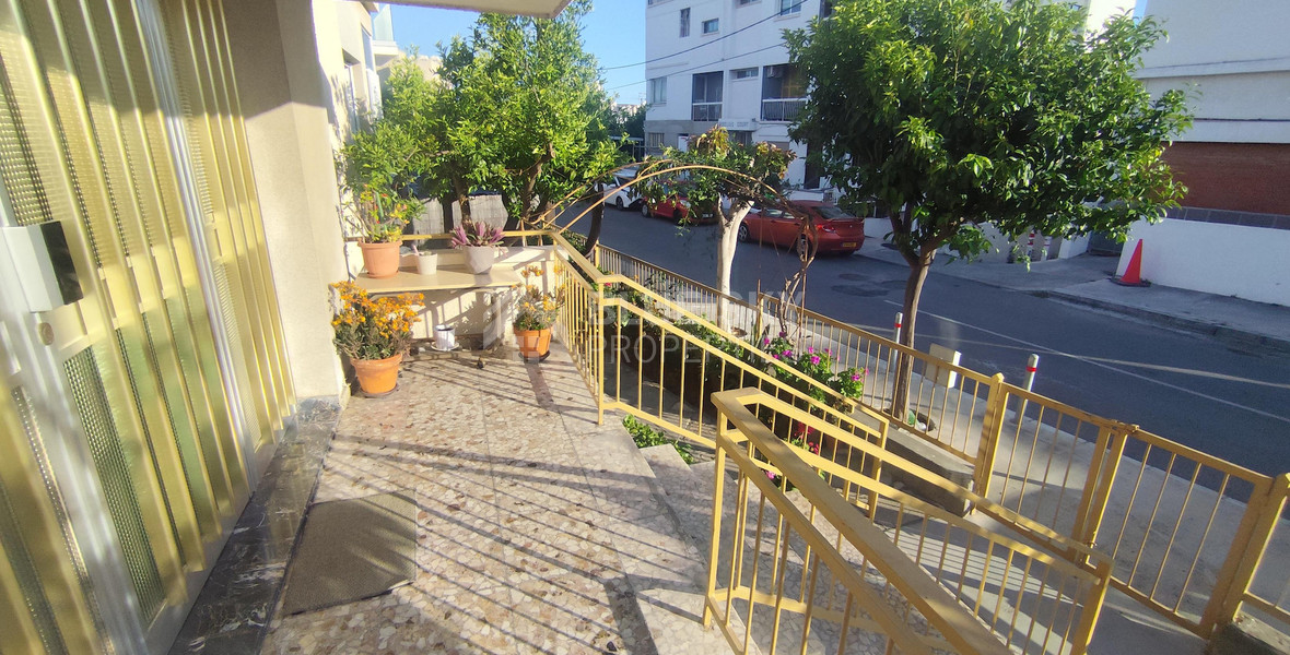 Fully Furnished 2-Bedroom House for Rent in Agios Ioannis