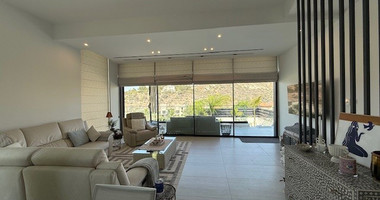 SALE: RESALE 6 BEDROOM VILLA IN AGIOS TYCHONAS NO VAT