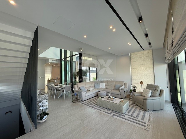 SALE: RESALE 6 BEDROOM VILLA IN AGIOS TYCHONAS NO VAT