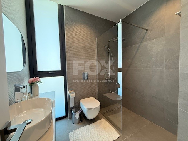 SALE: RESALE 6 BEDROOM VILLA IN AGIOS TYCHONAS NO VAT