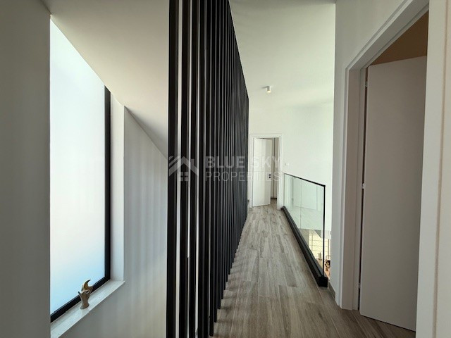 SALE: RESALE 6 BEDROOM VILLA IN AGIOS TYCHONAS NO VAT