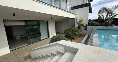 SALE: RESALE 6 BEDROOM VILLA IN AGIOS TYCHONAS NO VAT