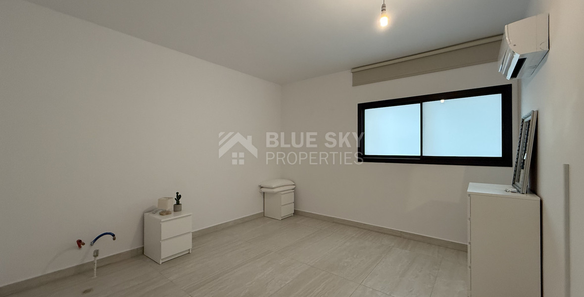 SALE: RESALE 6 BEDROOM VILLA IN AGIOS TYCHONAS NO VAT