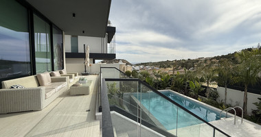 SALE: RESALE 6 BEDROOM VILLA IN AGIOS TYCHONAS NO VAT