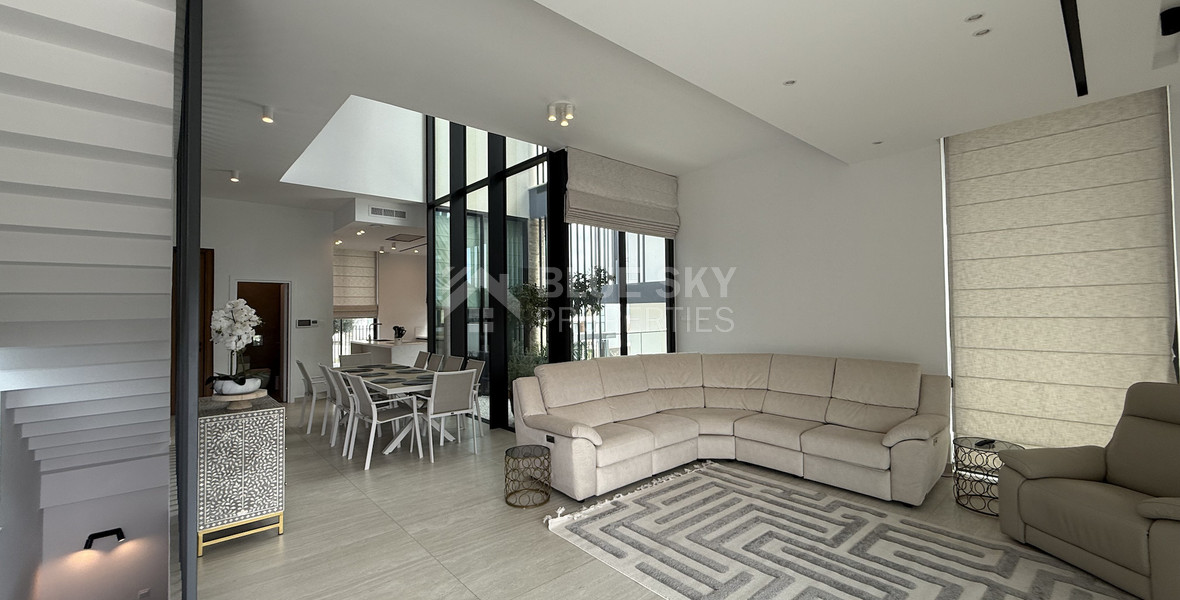 SALE: RESALE 6 BEDROOM VILLA IN AGIOS TYCHONAS NO VAT