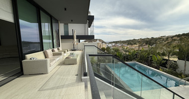 SALE: RESALE 6 BEDROOM VILLA IN AGIOS TYCHONAS NO VAT