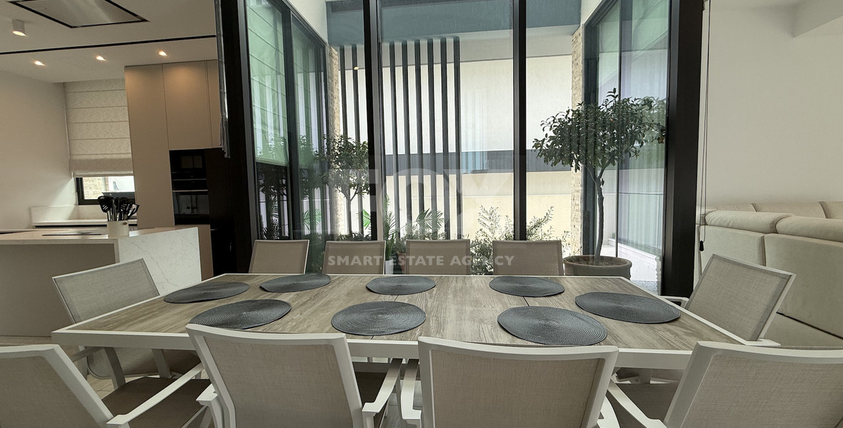 SALE: RESALE 6 BEDROOM VILLA IN AGIOS TYCHONAS NO VAT