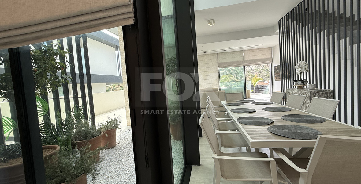 SALE: RESALE 6 BEDROOM VILLA IN AGIOS TYCHONAS NO VAT
