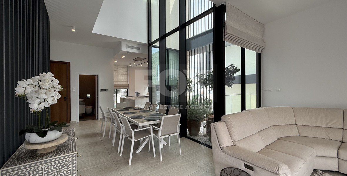 SALE: RESALE 6 BEDROOM VILLA IN AGIOS TYCHONAS NO VAT