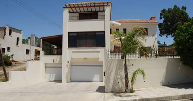 Four Bedroom Villa for Rent in Choletria Village, Paphos