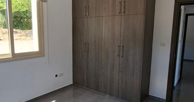Two bedroom detached house in Tsada - Paphos for rent