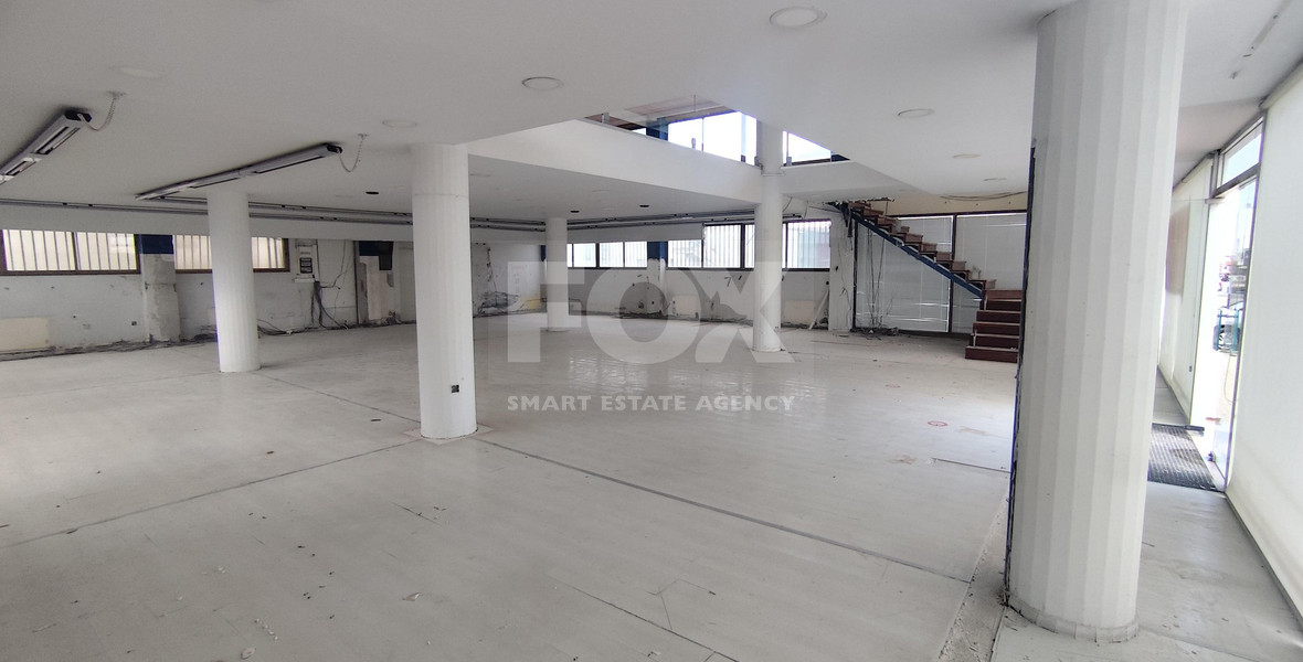 Commercial Shop / Office for Rent in Kato Polemidia – 465 sq.m.