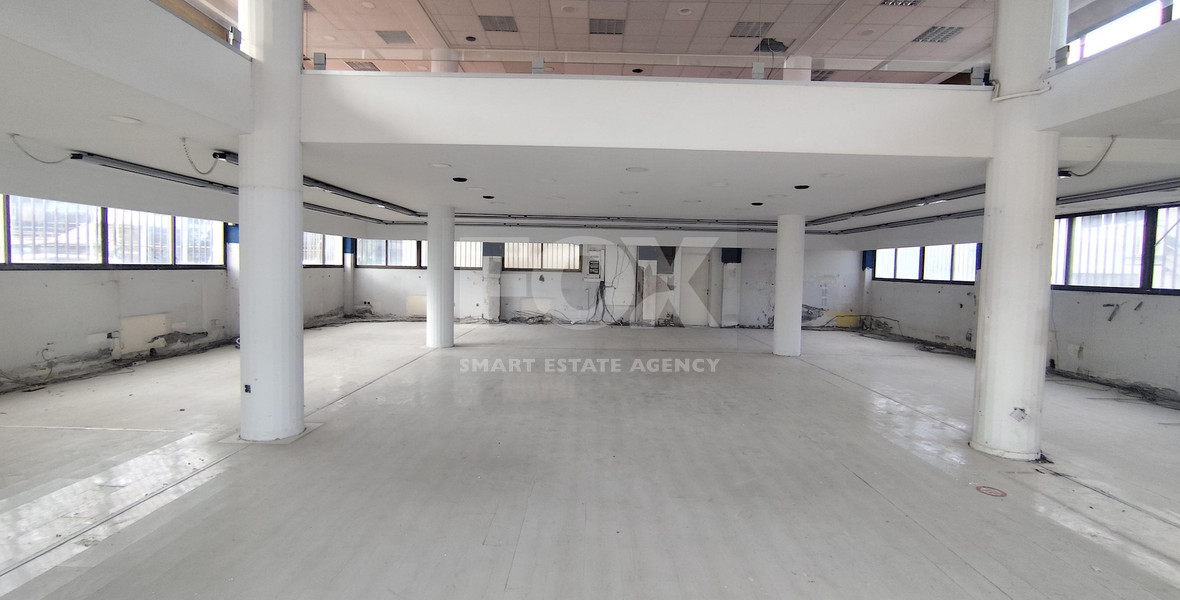 Commercial Shop / Office for Rent in Kato Polemidia – 465 sq.m.