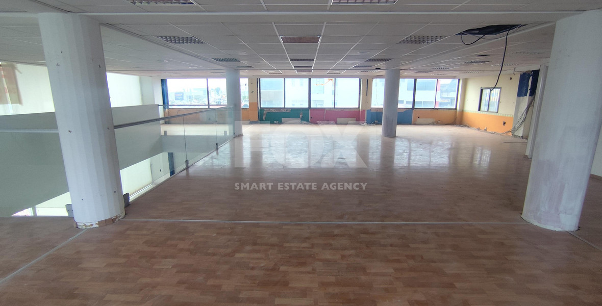 Commercial Shop / Office for Rent in Kato Polemidia – 465 sq.m.