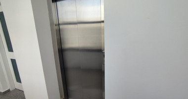 Commercial Shop / Office for Rent in Kato Polemidia – 465 sq.m.