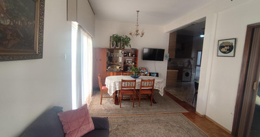 Spacious 4-Bedroom Two-Level House with Garden in Agios Ioannis