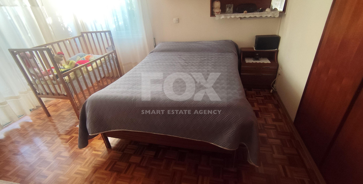 Spacious 4-Bedroom Two-Level House with Garden in Agios Ioannis
