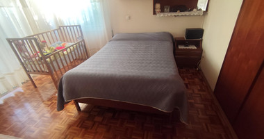Spacious 4-Bedroom Two-Level House with Garden in Agios Ioannis