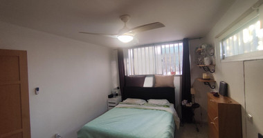 Spacious 4-Bedroom Two-Level House with Garden in Agios Ioannis