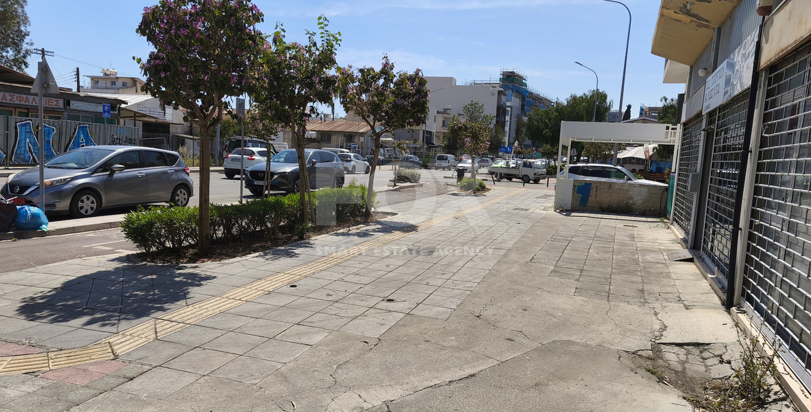 Large Mixed Use Plot with Building for Sale in Agios YIannis No TRANSFER FEES No VAT