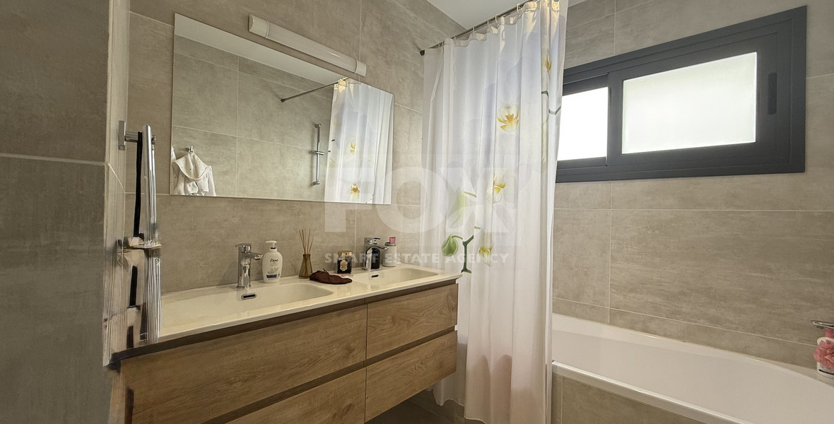 SALE: RESALE VILLA IN SOUNI WITH MATURE LANDSCAPED GARDENS FOR FULL PRIVACY AND SEA VIEWS-EXTERNAL MAIDS QUARTER.