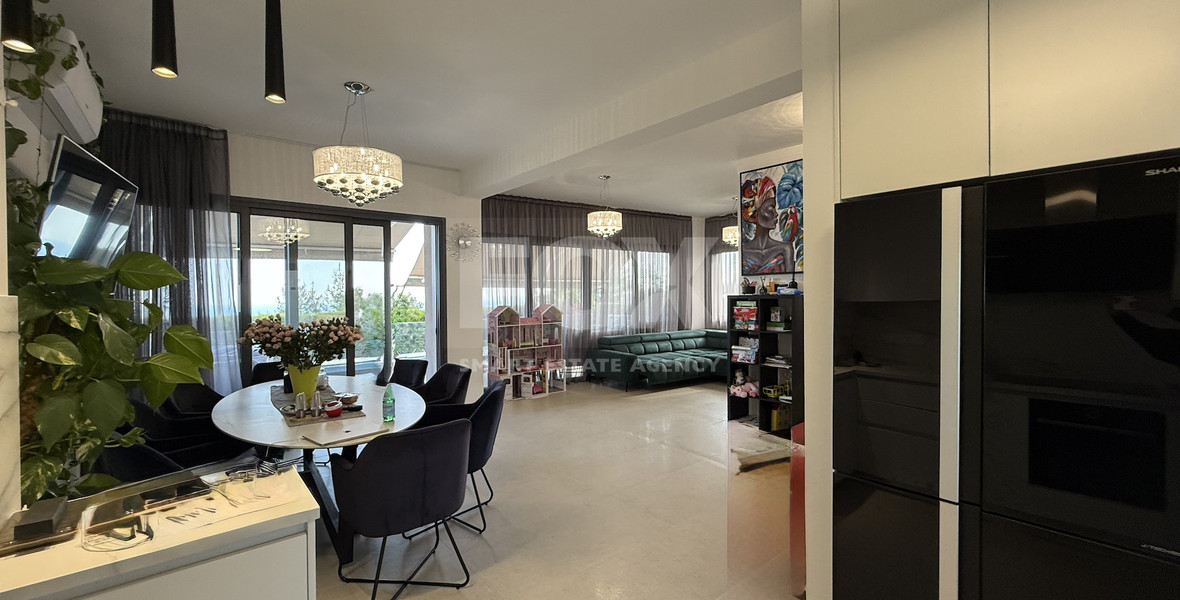 SALE: RESALE VILLA IN SOUNI WITH MATURE LANDSCAPED GARDENS FOR FULL PRIVACY AND SEA VIEWS-EXTERNAL MAIDS QUARTER.