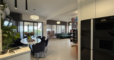 SALE: RESALE VILLA IN SOUNI WITH MATURE LANDSCAPED GARDENS FOR FULL PRIVACY AND SEA VIEWS-EXTERNAL MAIDS QUARTER.
