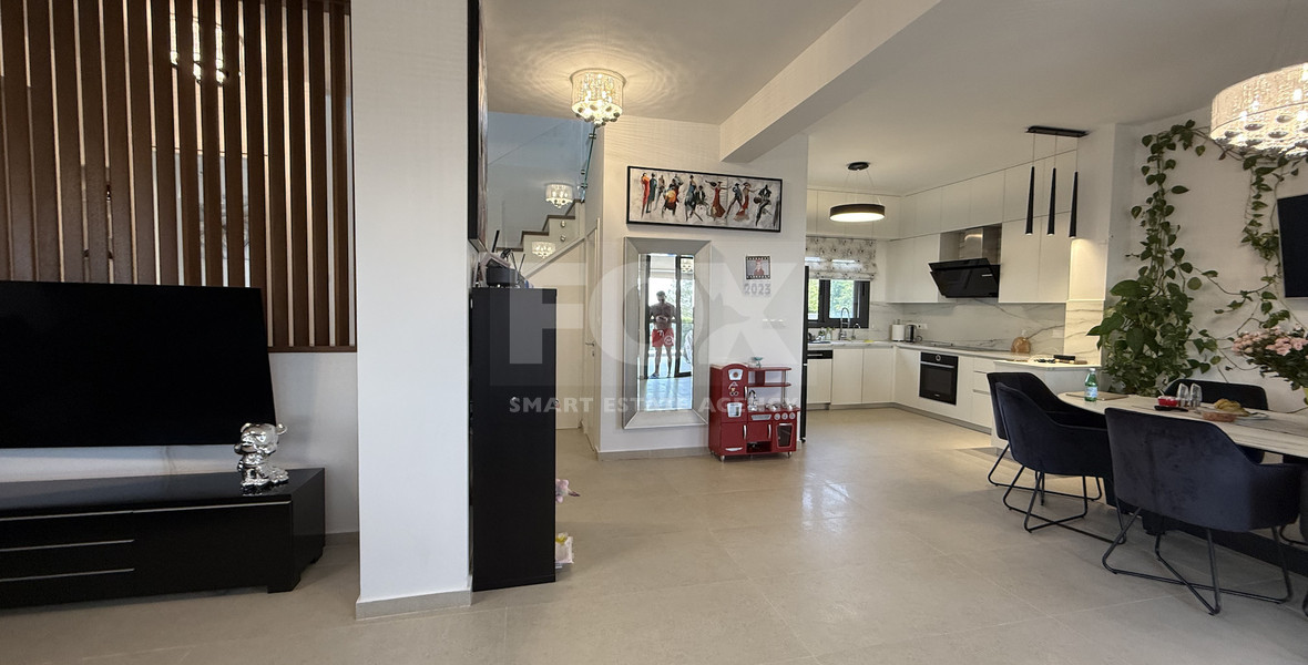 SALE: RESALE VILLA IN SOUNI WITH MATURE LANDSCAPED GARDENS FOR FULL PRIVACY AND SEA VIEWS-EXTERNAL MAIDS QUARTER.