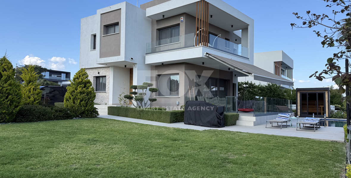 SALE: RESALE VILLA IN SOUNI WITH MATURE LANDSCAPED GARDENS FOR FULL PRIVACY AND SEA VIEWS-EXTERNAL MAIDS QUARTER.