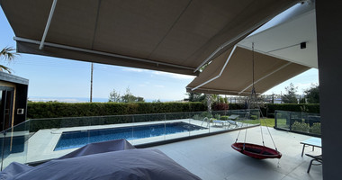 SALE: RESALE VILLA IN SOUNI WITH MATURE LANDSCAPED GARDENS FOR FULL PRIVACY AND SEA VIEWS-EXTERNAL MAIDS QUARTER.
