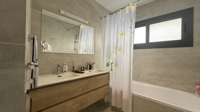 SALE: RESALE VILLA IN SOUNI WITH MATURE LANDSCAPED GARDENS FOR FULL PRIVACY AND SEA VIEWS-EXTERNAL MAIDS QUARTER.
