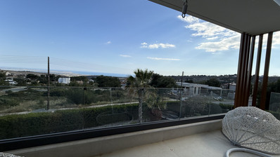 SALE: RESALE VILLA IN SOUNI WITH MATURE LANDSCAPED GARDENS FOR FULL PRIVACY AND SEA VIEWS-EXTERNAL MAIDS QUARTER.