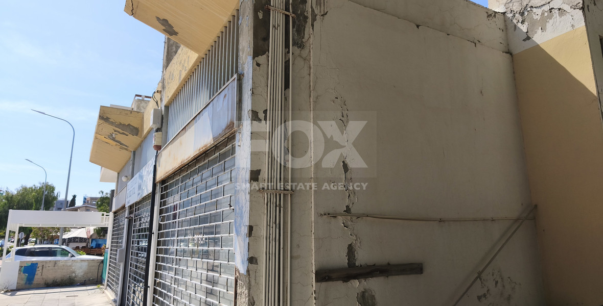 Commercial Building on Large Plot in Central Agios Ioannis