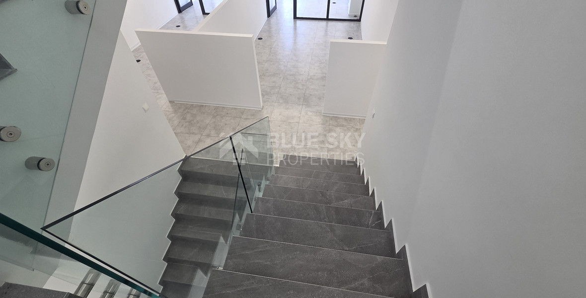 500m² Offices with 13 Removable Partitioned Rooms | Open-Plan Potential | Main Road Agios Nikolaos, Limassol