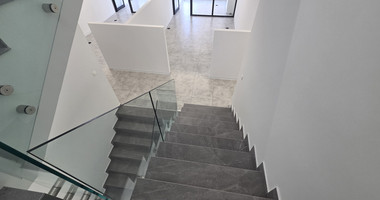 500m² Offices with 13 Removable Partitioned Rooms | Open-Plan Potential | Main Road Agios Nikolaos, Limassol