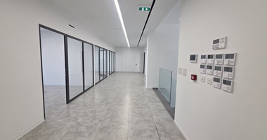 500m² Offices with 13 Removable Partitioned Rooms | Open-Plan Potential | Main Road Agios Nikolaos, Limassol