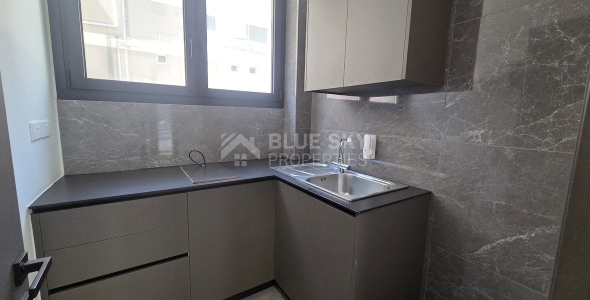 500m² Offices with 13 Removable Partitioned Rooms | Open-Plan Potential | Main Road Agios Nikolaos, Limassol